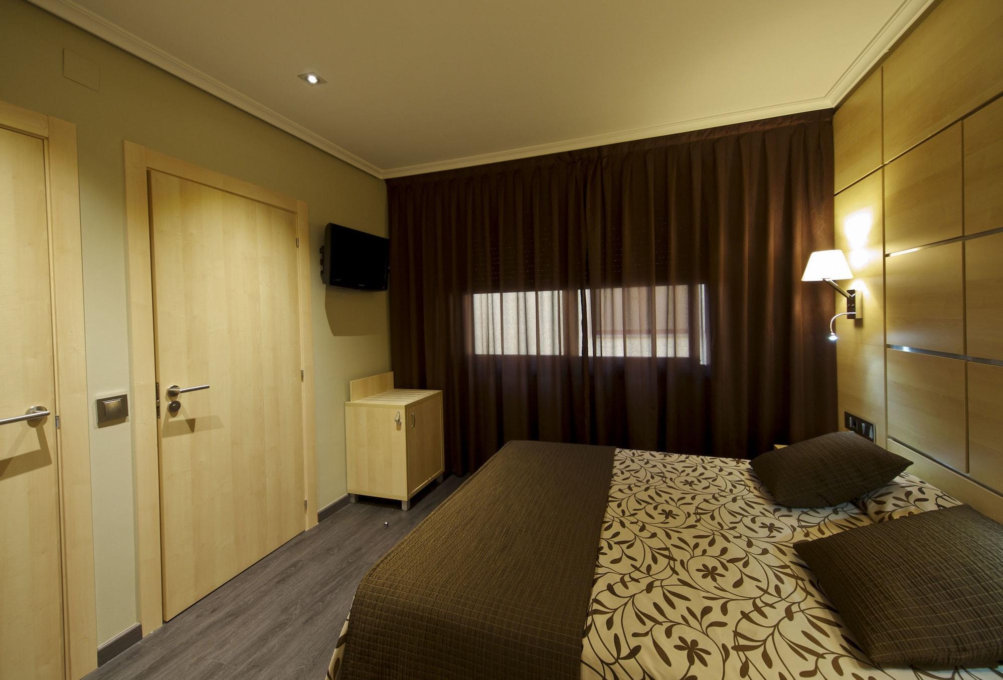 Hotel Francisco II Ourense Ngoại thất bức ảnh