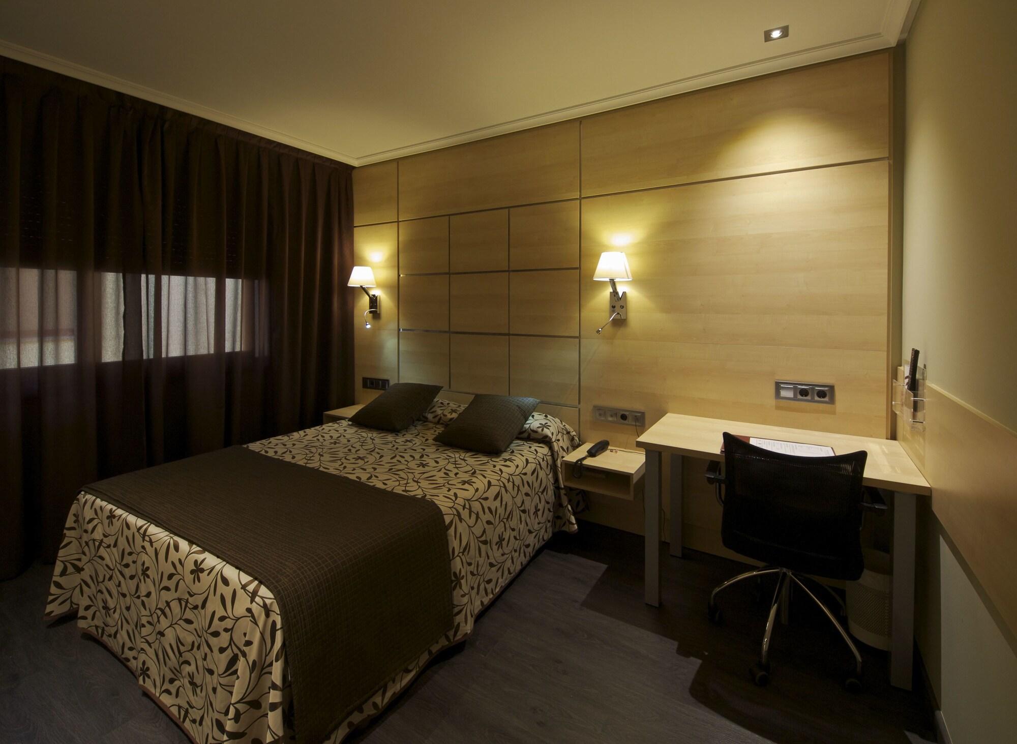 Hotel Francisco II Ourense Ngoại thất bức ảnh