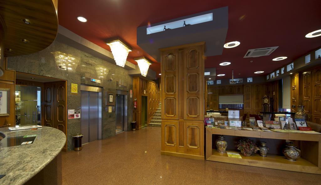 Hotel Francisco II Ourense Ngoại thất bức ảnh