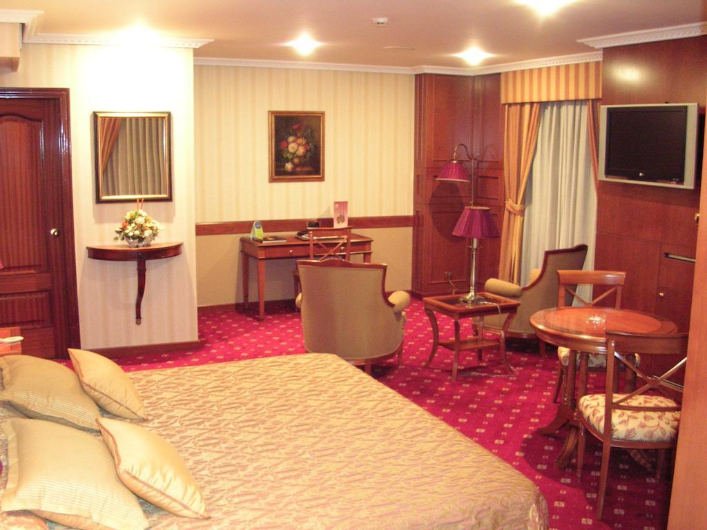 Hotel Francisco II Ourense Phòng bức ảnh