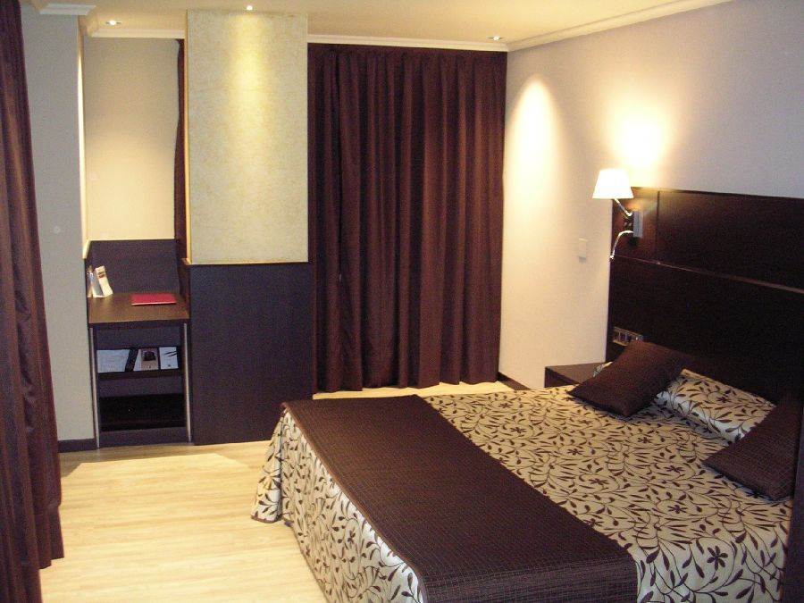 Hotel Francisco II Ourense Ngoại thất bức ảnh