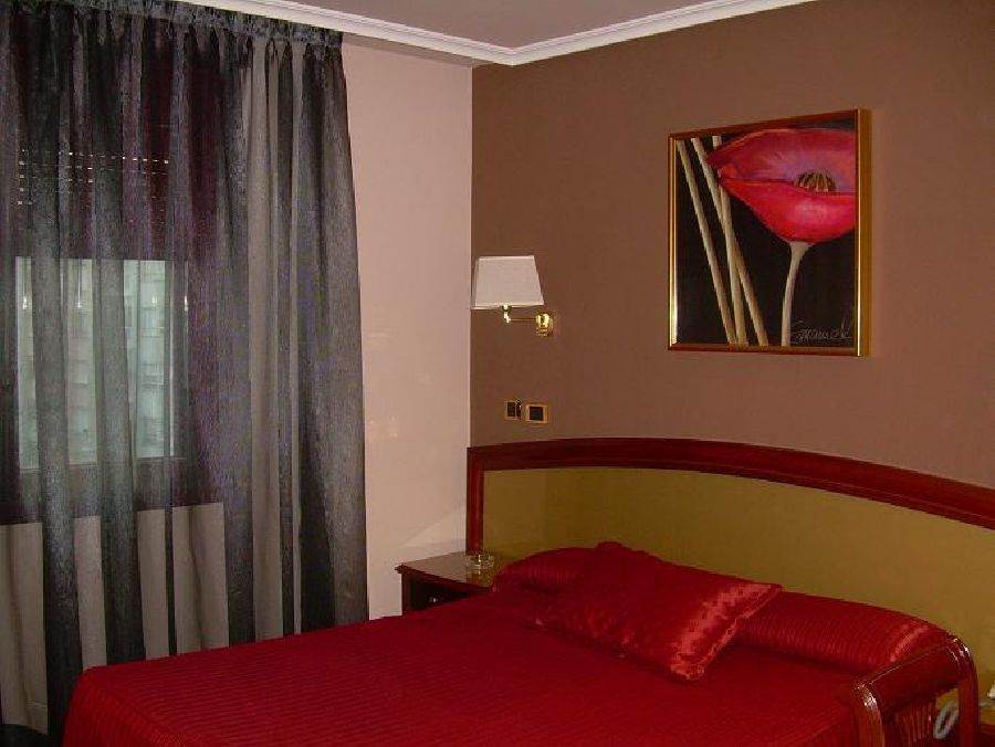 Hotel Francisco II Ourense Phòng bức ảnh